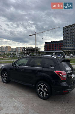 Внедорожник / Кроссовер Subaru Forester 2014 в 