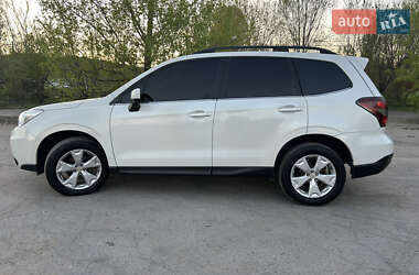 Позашляховик / Кросовер Subaru Forester 2016 в 