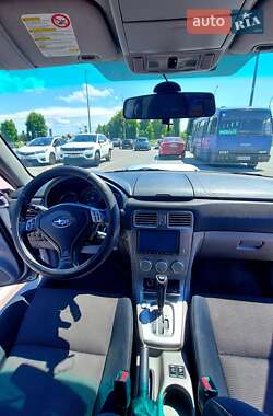 Внедорожник / Кроссовер Subaru Forester 2006 в 