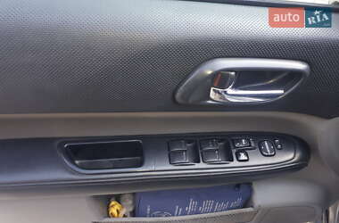 Внедорожник / Кроссовер Subaru Forester 2006 в 