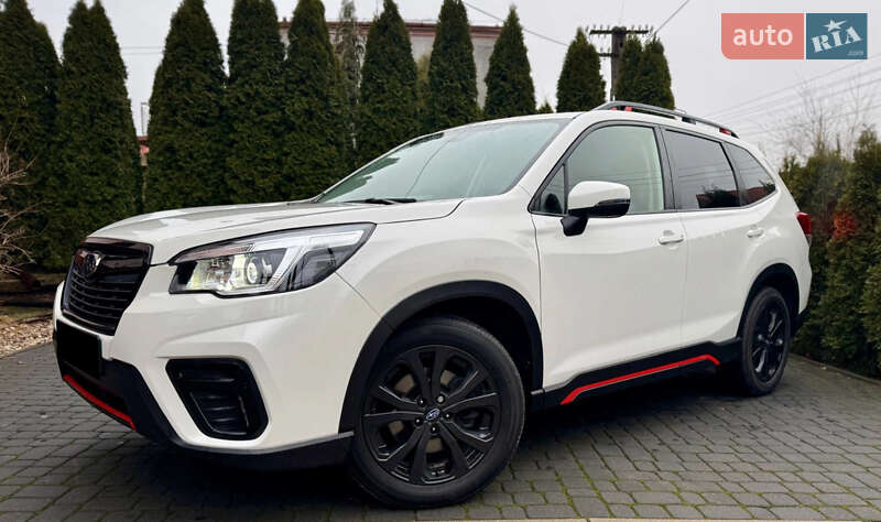 Внедорожник / Кроссовер Subaru Forester 2021 в Киеве