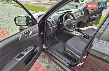 Позашляховик / Кросовер Subaru Forester 2010 в 