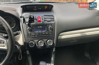 Внедорожник / Кроссовер Subaru Forester 2015 в 
