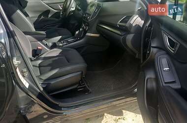 Внедорожник / Кроссовер Subaru Forester 2018 в 