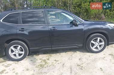 Внедорожник / Кроссовер Subaru Forester 2018 в 