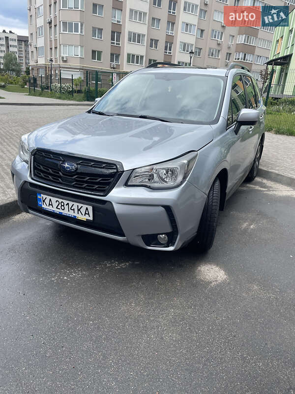 Позашляховик / Кросовер Subaru Forester 2017 в 