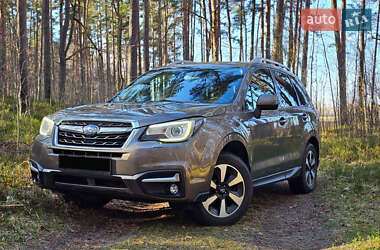 Позашляховик / Кросовер Subaru Forester 2016 в Славському