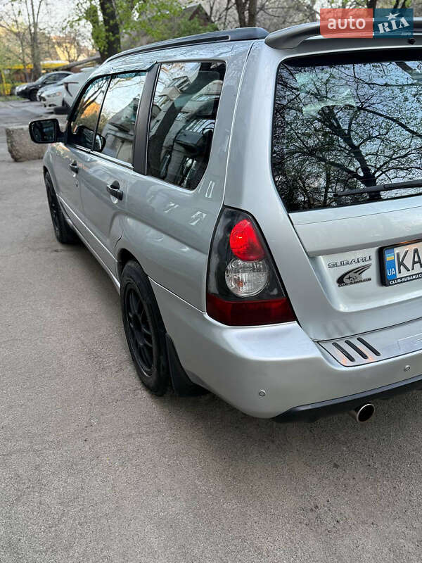Внедорожник / Кроссовер Subaru Forester 2006 в Киеве