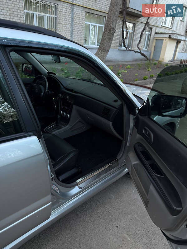 Внедорожник / Кроссовер Subaru Forester 2006 в Киеве
