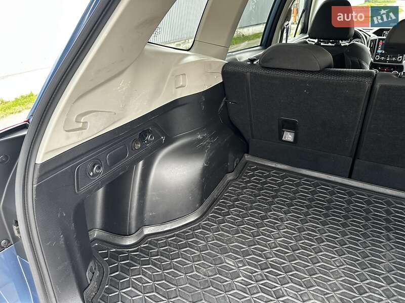 Позашляховик / Кросовер Subaru Forester 2019 в Києві фото 15 Позашляховик / Кросовер Subaru Forester 2019 в Києві