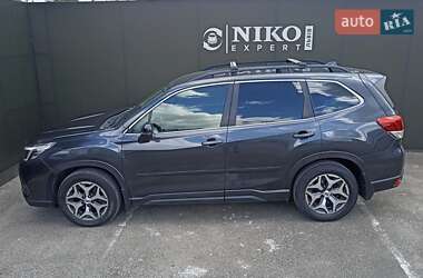 Внедорожник / Кроссовер Subaru Forester 2018 в 