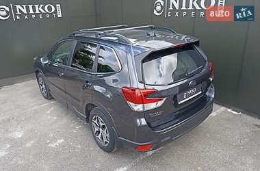 Внедорожник / Кроссовер Subaru Forester 2018 в 