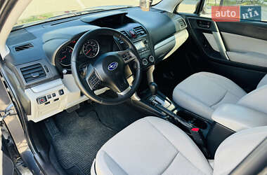 Позашляховик / Кросовер Subaru Forester 2013 в 