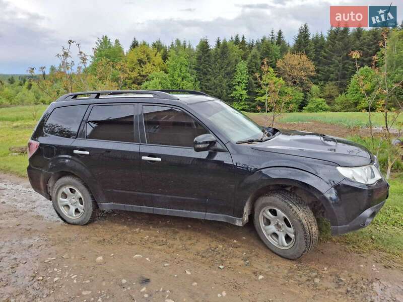 Позашляховик / Кросовер Subaru Forester 2012 в Надвірній