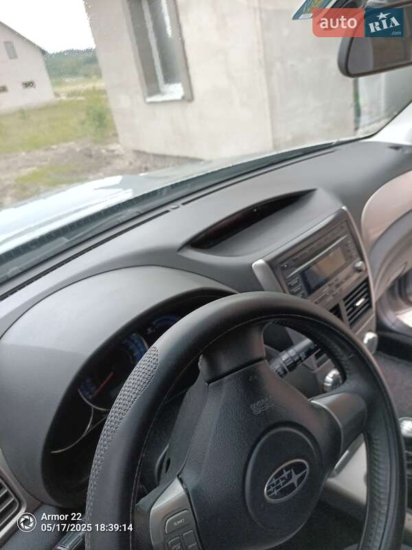 Внедорожник / Кроссовер Subaru Forester 2008 в 
