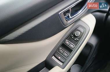 Внедорожник / Кроссовер Subaru Forester 2021 в 