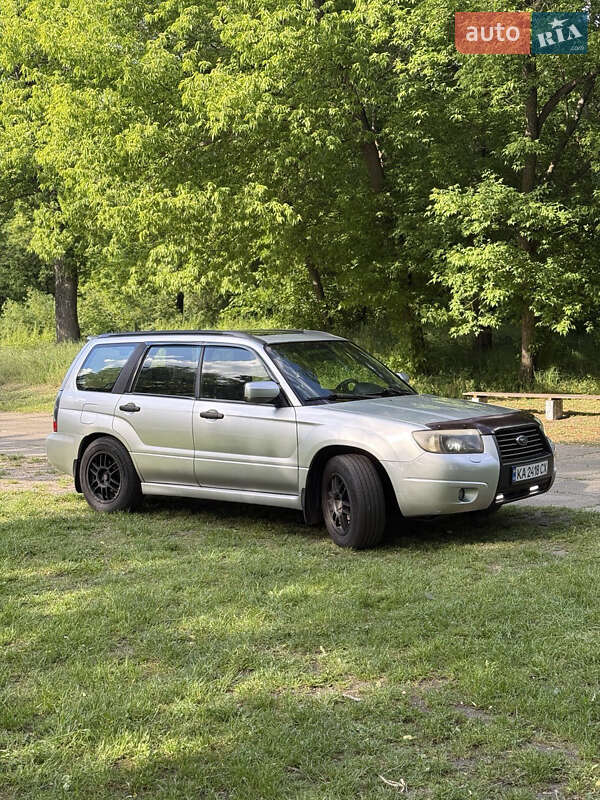 Внедорожник / Кроссовер Subaru Forester 2006 в Киеве