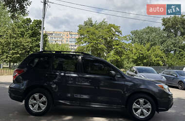 Внедорожник / Кроссовер Subaru Forester 2015 в 