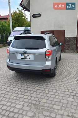 Внедорожник / Кроссовер Subaru Forester 2018 в 