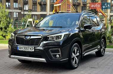 Внедорожник / Кроссовер Subaru Forester 2018 в Киеве