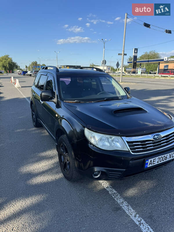 Позашляховик / Кросовер Subaru Forester 2010 в Дніпрі