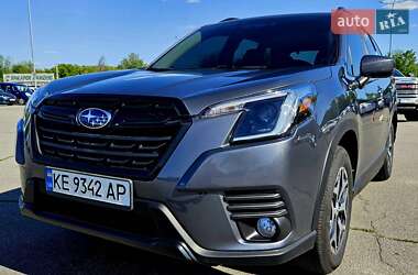 Позашляховик / Кросовер Subaru Forester 2022 в Дніпрі