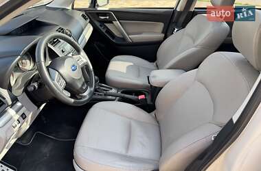 Позашляховик / Кросовер Subaru Forester 2014 в 