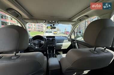 Позашляховик / Кросовер Subaru Forester 2014 в 