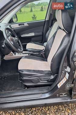 Внедорожник / Кроссовер Subaru Forester 2009 в 