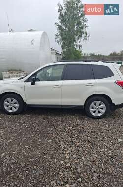 Внедорожник / Кроссовер Subaru Forester 2016 в Тыврове