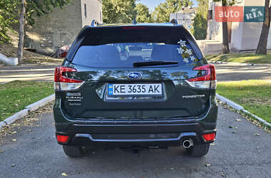 Внедорожник / Кроссовер Subaru Forester 2022 в 