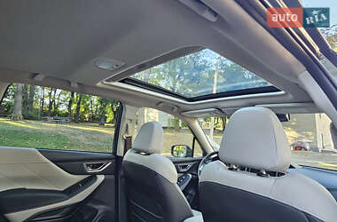 Внедорожник / Кроссовер Subaru Forester 2022 в 