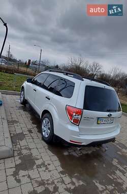 Внедорожник / Кроссовер Subaru Forester 2011 в 