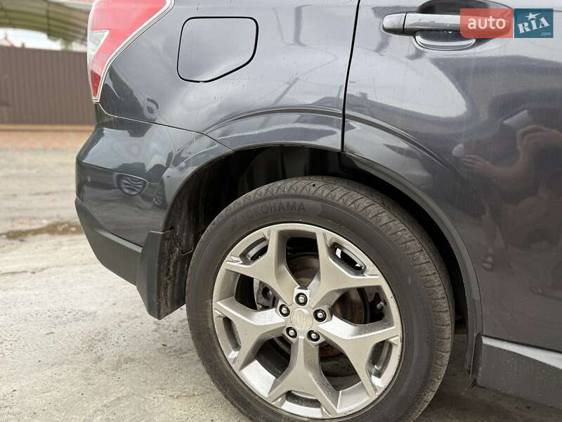 Внедорожник / Кроссовер Subaru Forester 2015 в Киеве