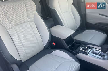 Внедорожник / Кроссовер Subaru Forester 2022 в 