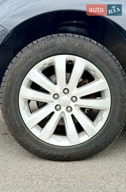 Внедорожник / Кроссовер Subaru Forester 2012 в 