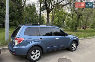 Внедорожник / Кроссовер Subaru Forester 2008 в 