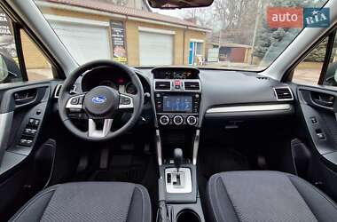 Внедорожник / Кроссовер Subaru Forester 2016 в 