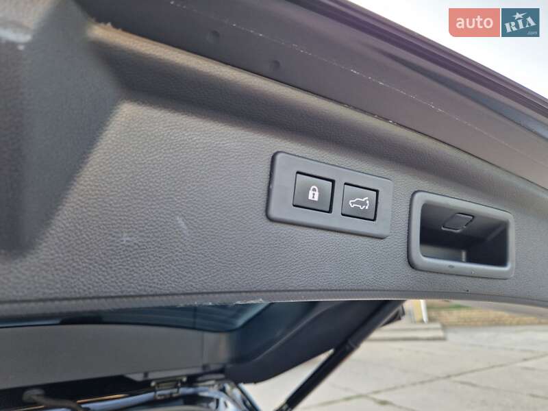 Позашляховик / Кросовер Subaru Forester 2019 в Дніпрі