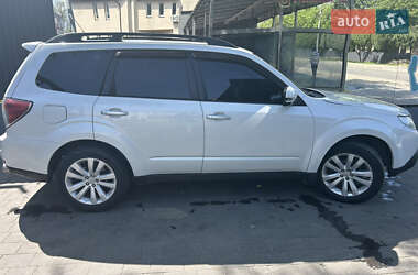 Внедорожник / Кроссовер Subaru Forester 2011 в 