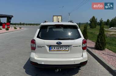 Позашляховик / Кросовер Subaru Forester 2014 в 