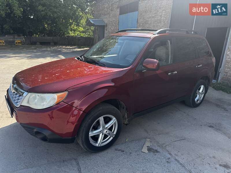 Позашляховик / Кросовер Subaru Forester 2012 в Ромнах
