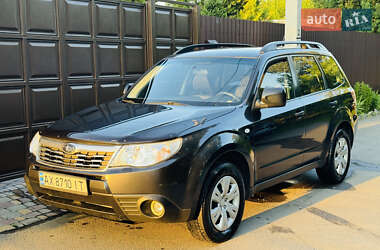 Внедорожник / Кроссовер Subaru Forester 2010 в Харькове