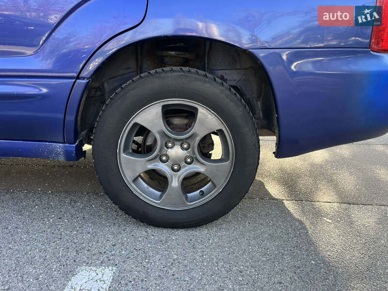 Позашляховик / Кросовер Subaru Forester 2003 в Києві