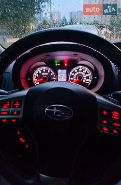 Внедорожник / Кроссовер Subaru Forester 2014 в 