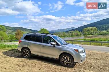Позашляховик / Кросовер Subaru Forester 2014 в Києві