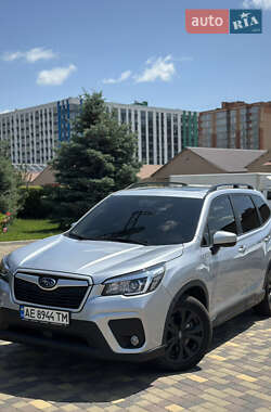 Позашляховик / Кросовер Subaru Forester 2018 в Дніпрі