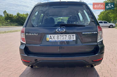 Внедорожник / Кроссовер Subaru Forester 2008 в 