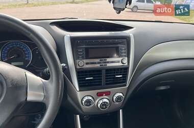 Внедорожник / Кроссовер Subaru Forester 2008 в 