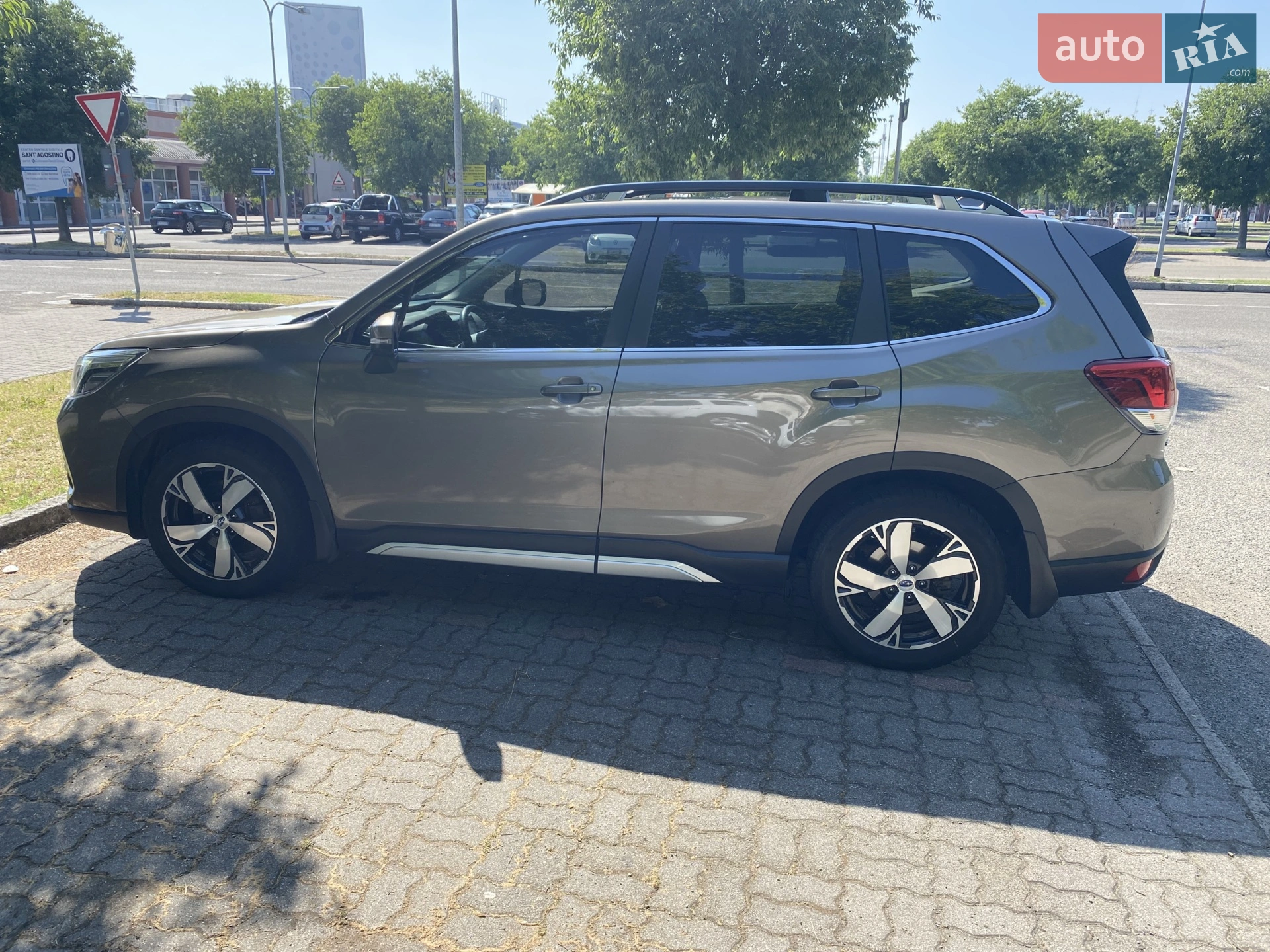 2019 Subaru Forester - мініатюра 8